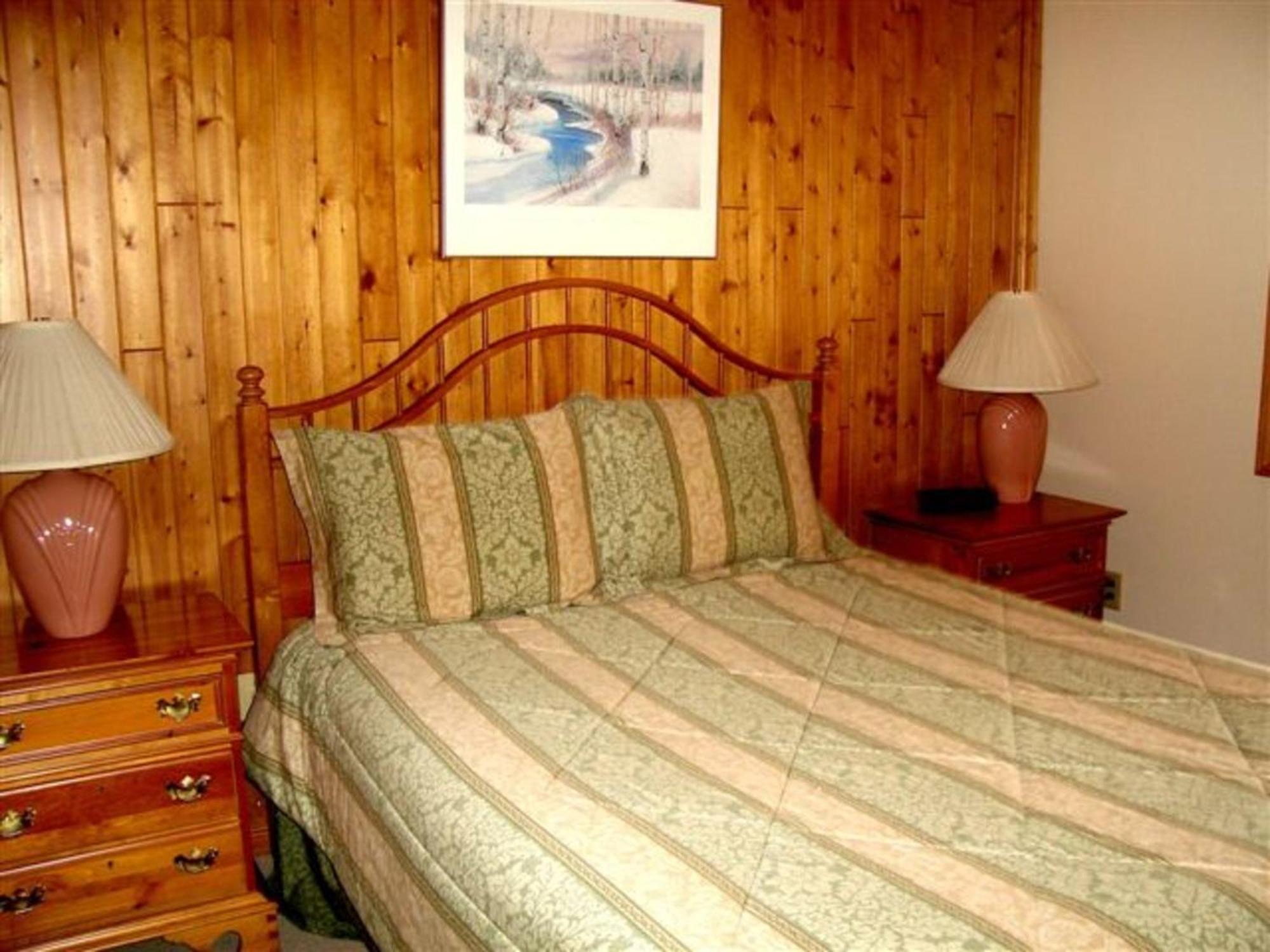 Kaatskill Mountain Club And By Mountain Lodge